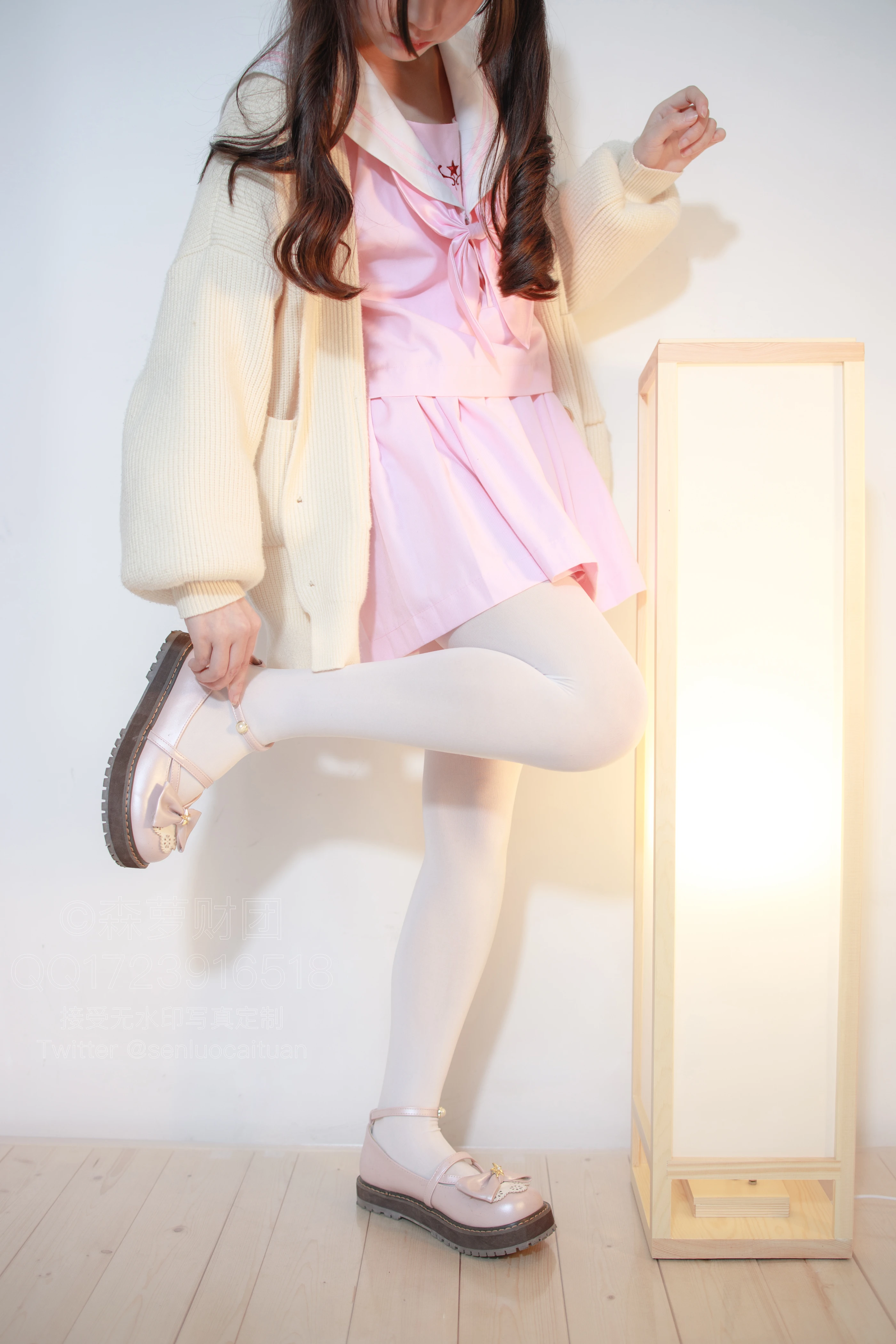 森萝财团 [X-059] 萝莉白丝80D [97P 1V]插图9